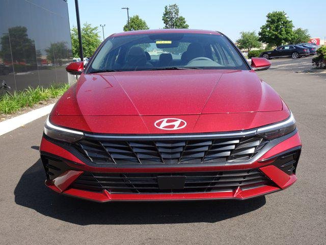 2025 Hyundai Elantra SEL - Photo 7