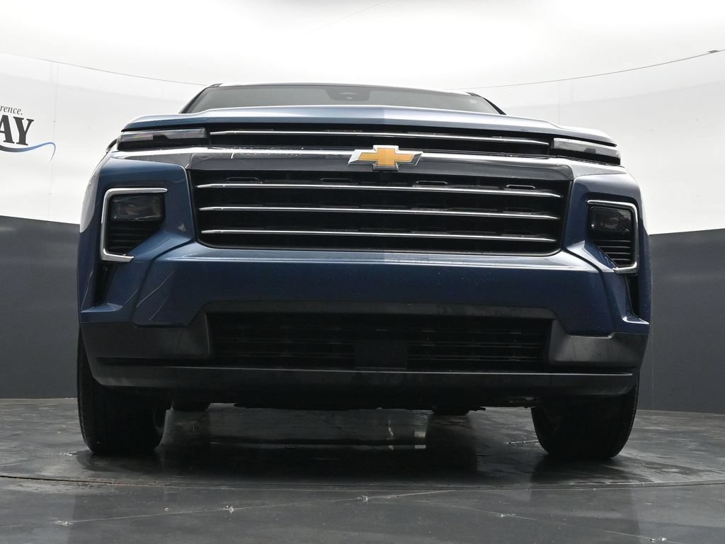 Used 2026 Lakeshore Blue Metallic Chevrolet LT image 30