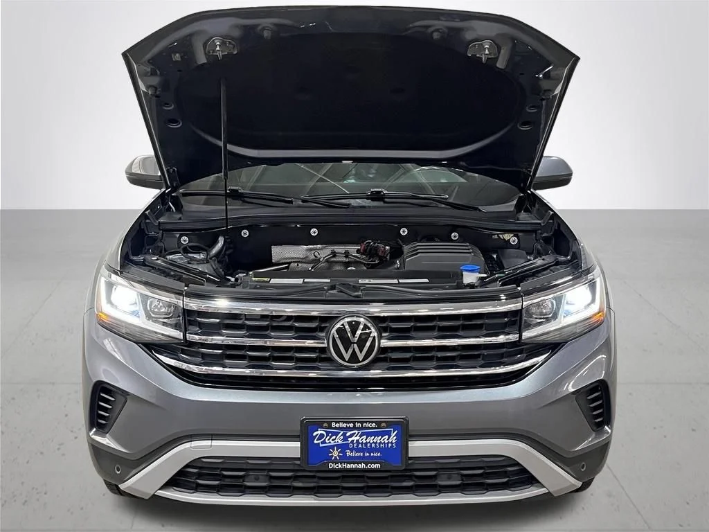 Used 2021 Gray Volkswagen 3.6L V6 SE w/Technology image 5