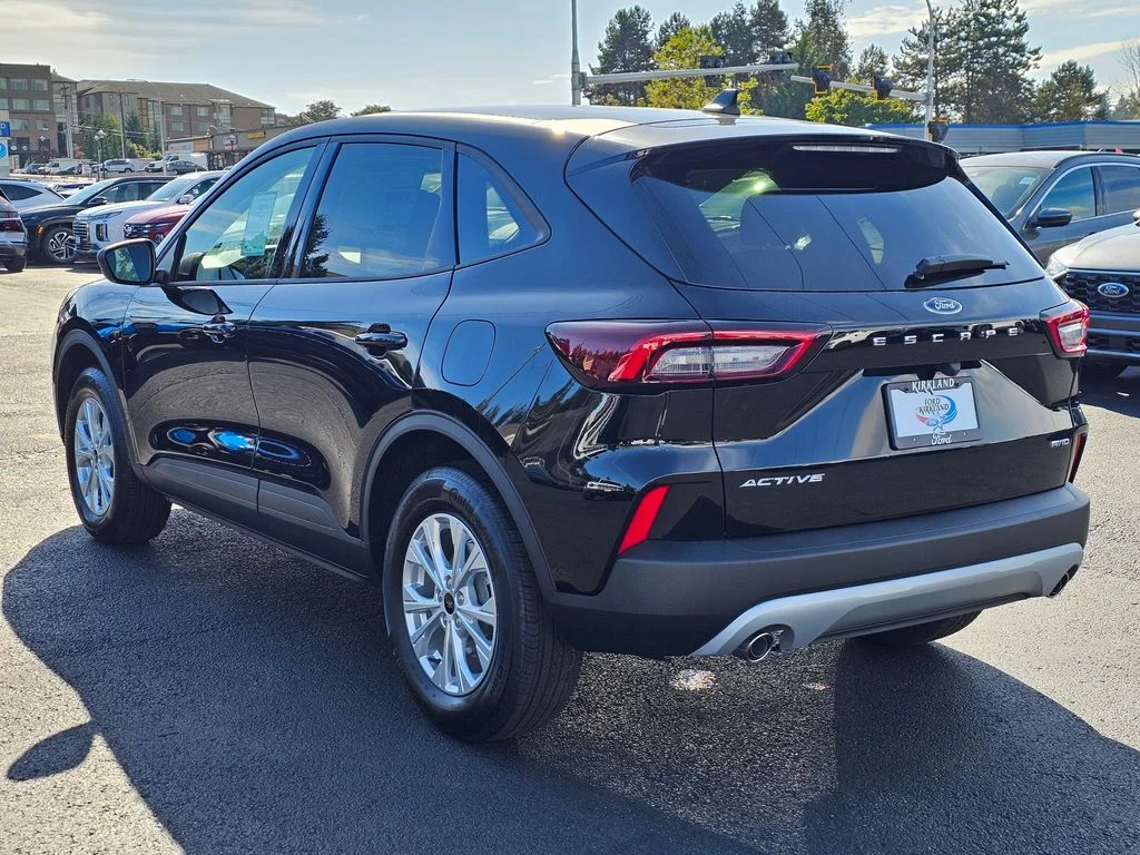 New 2025 Black Ford Active image 5