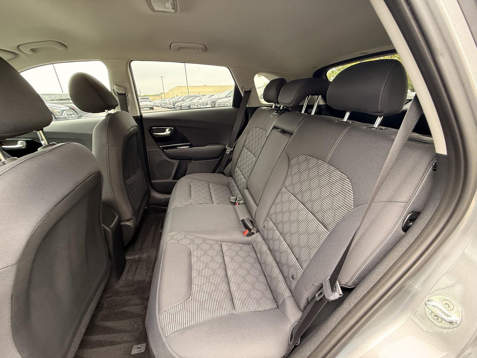 Used 2022 Steel Gray Kia LXS image 15