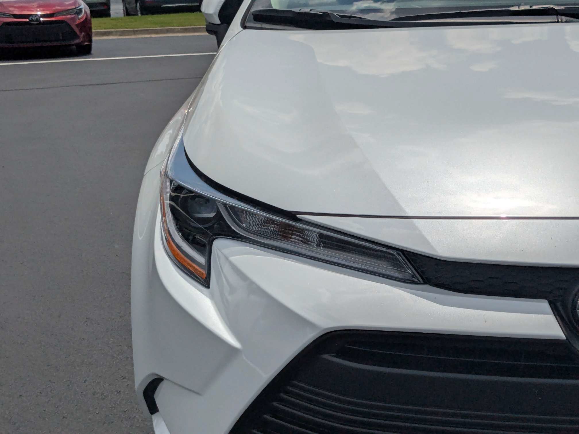 New 2026 Wind Chill Pearl Toyota LE image 11