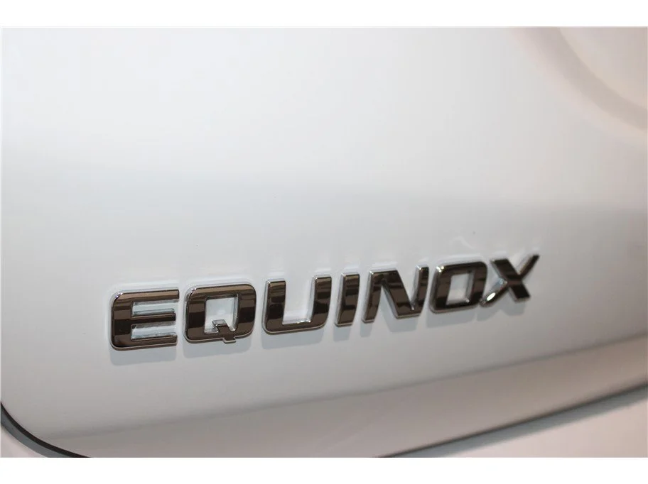 Used 2022 Summit White Chevrolet LT image 16
