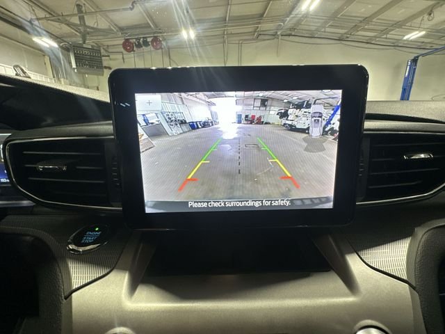 Used 2021 Blue Metallic Ford XLT image 29