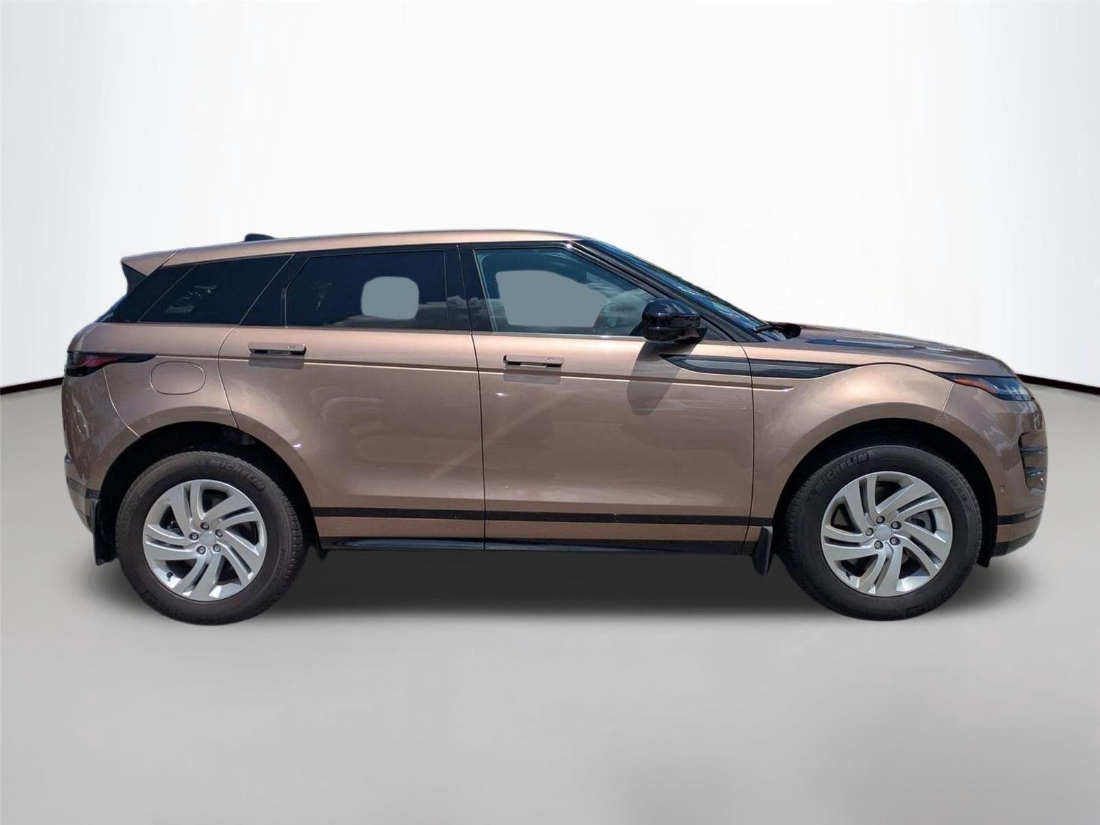 Used 2026 Corinthian Bronze Metallic Land Rover Dynamic SE image 4