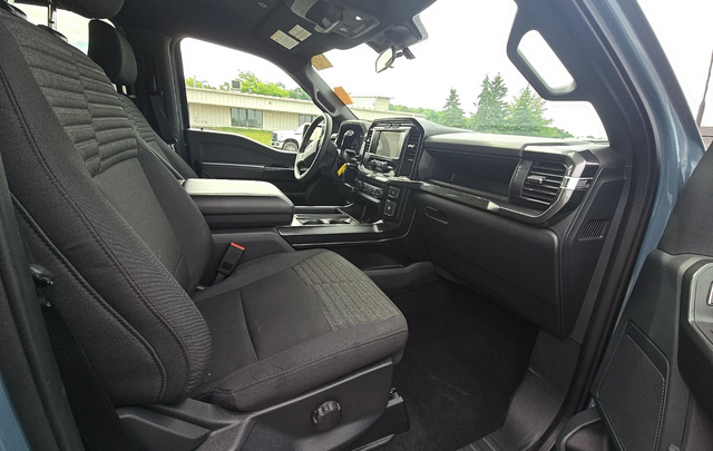 Used 2023 Blue Ford XL image 6