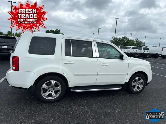 Used 2015  Honda EX image 4