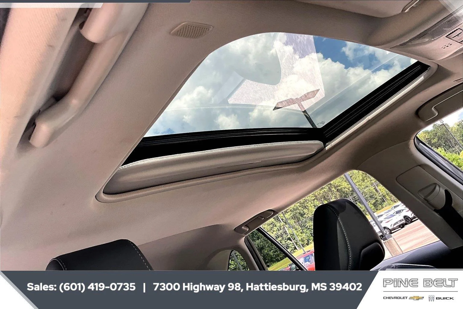 Used 2024 Magnetic Gray Metallic Toyota XLE Premium image 16