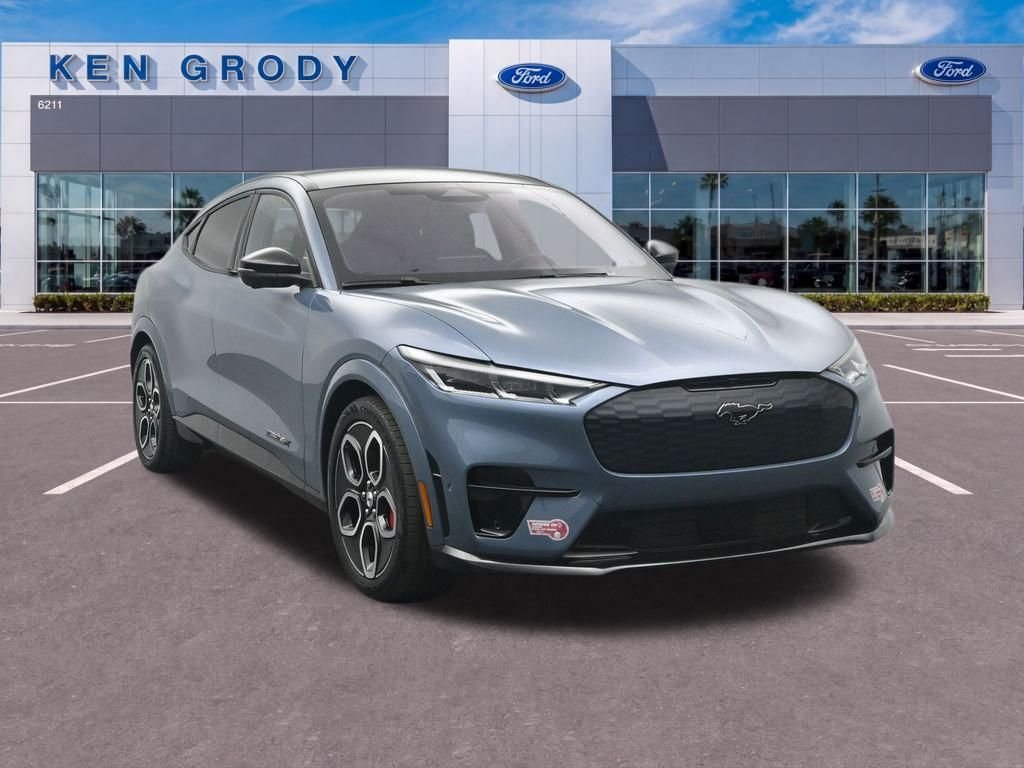 2023 Ford Mustang-Mach-e GT's photo