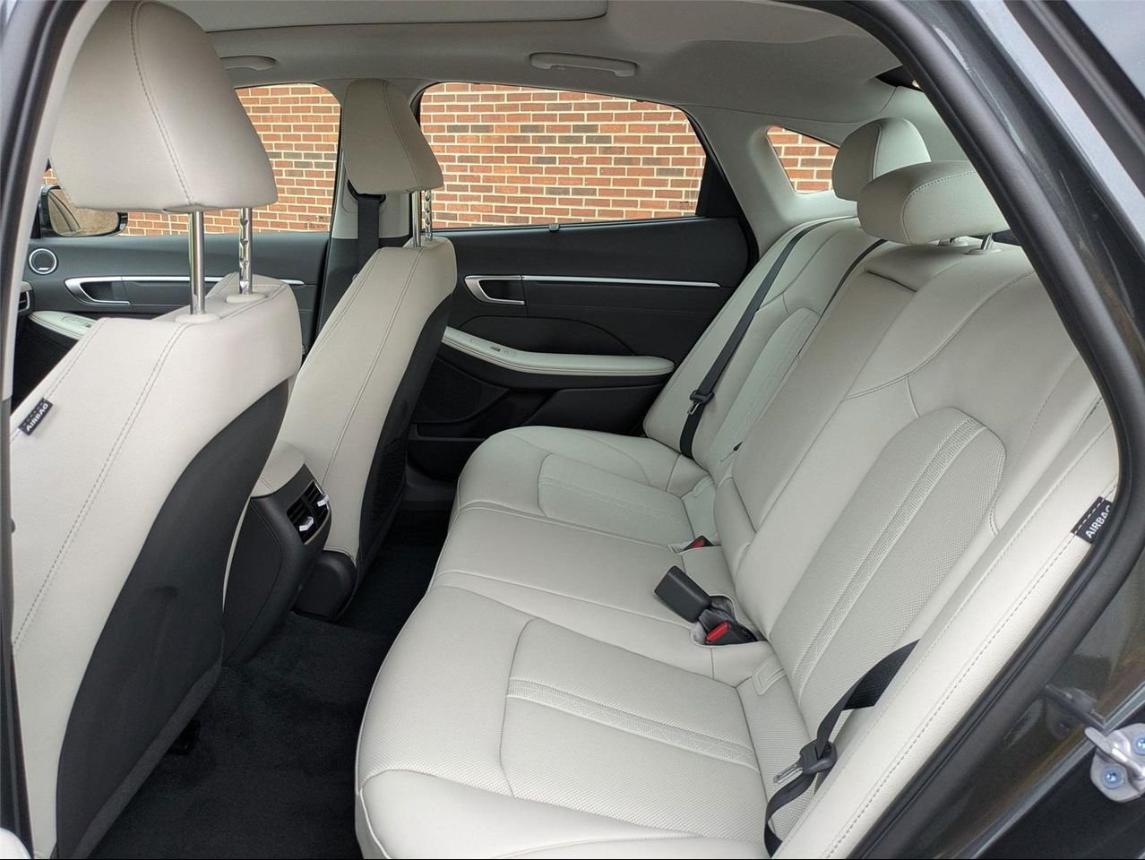 2025 Hyundai Sonata Hybrid Limited - Photo 24