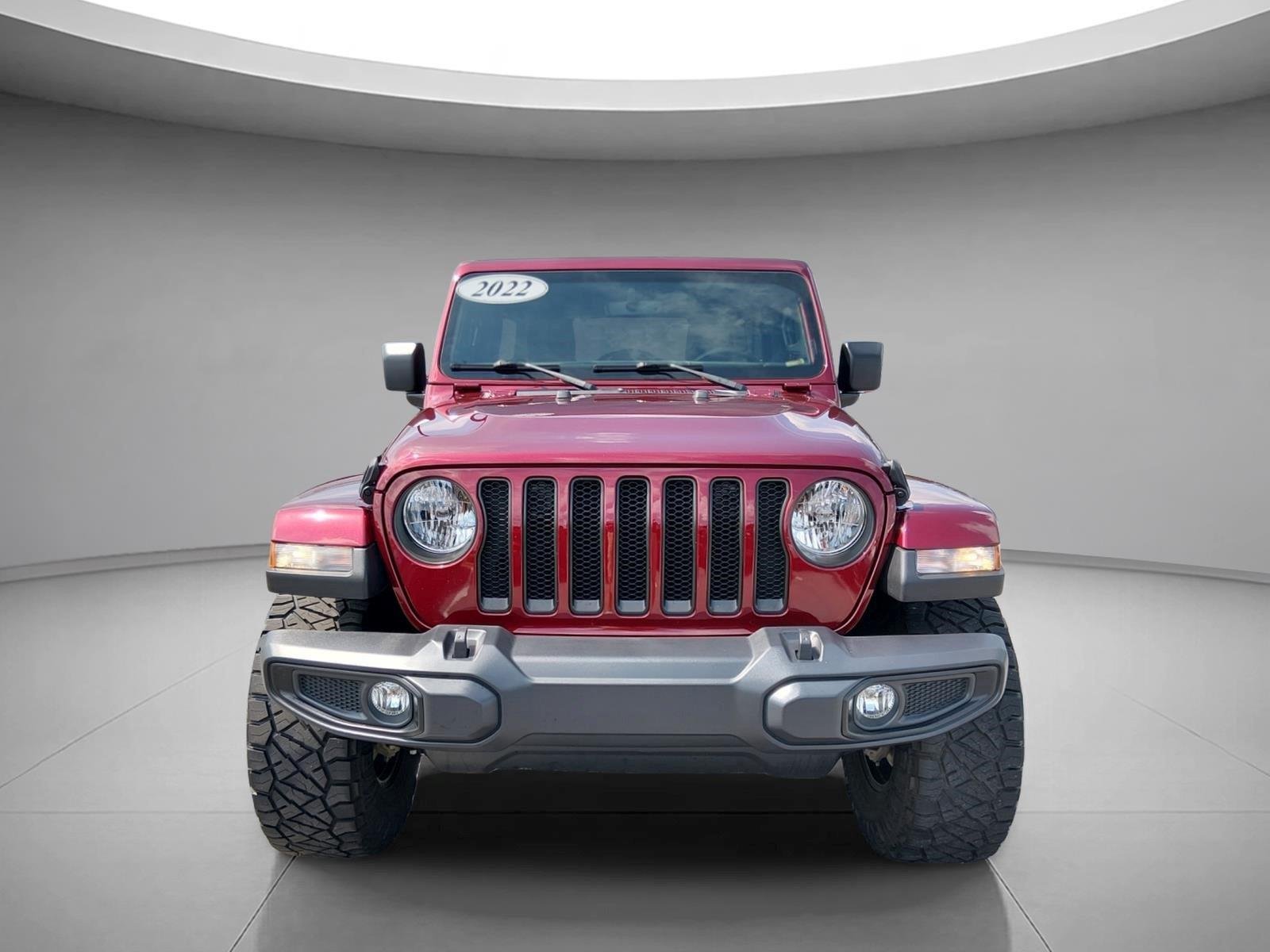 Used 2022 Snazzberry Pearlcoat Jeep Unlimited Sahara image 8
