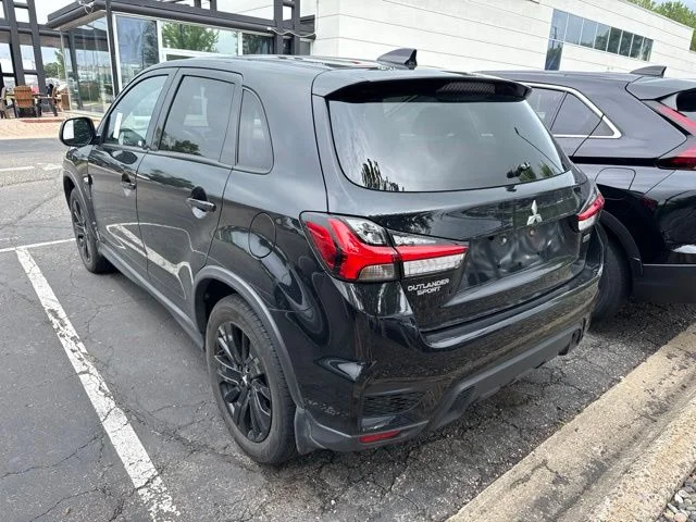 Certified Used 2024 Labrador Black Pearl Mitsubishi 2.0 LE image 3