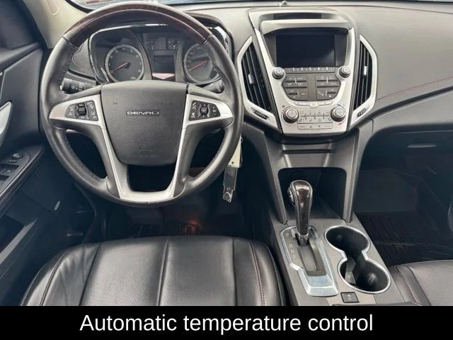 Used 2013 Silver GMC Denali image 20
