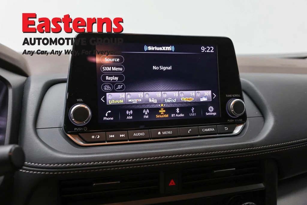 Used 2023 Gray Nissan SV image 18