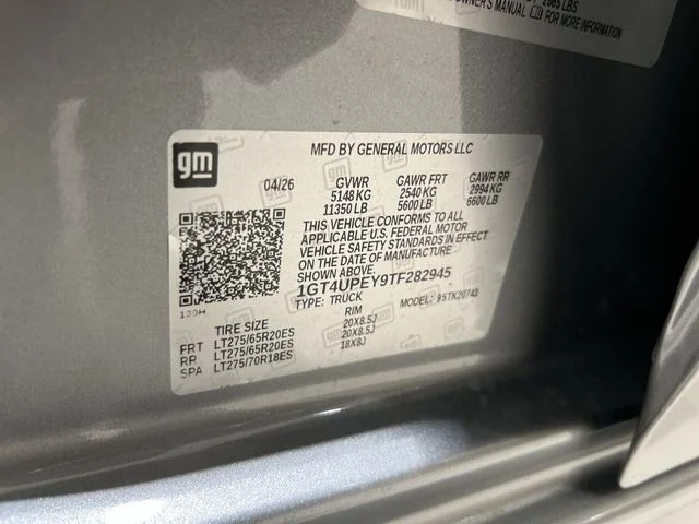 New 2026 Silver GMC AT4 image 30