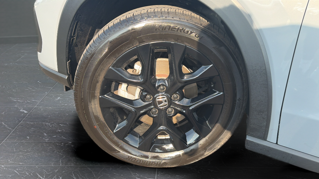 Certified Used 2024 Gray Honda Sport image 27