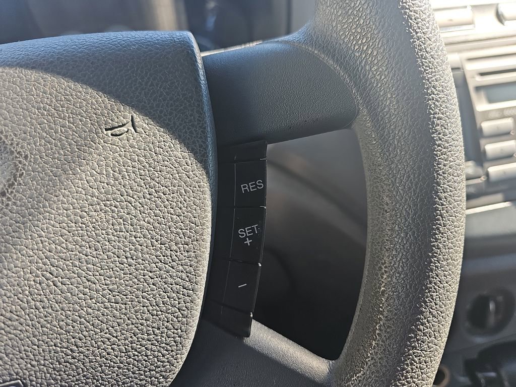 Used 2010 White Ford XLT image 18