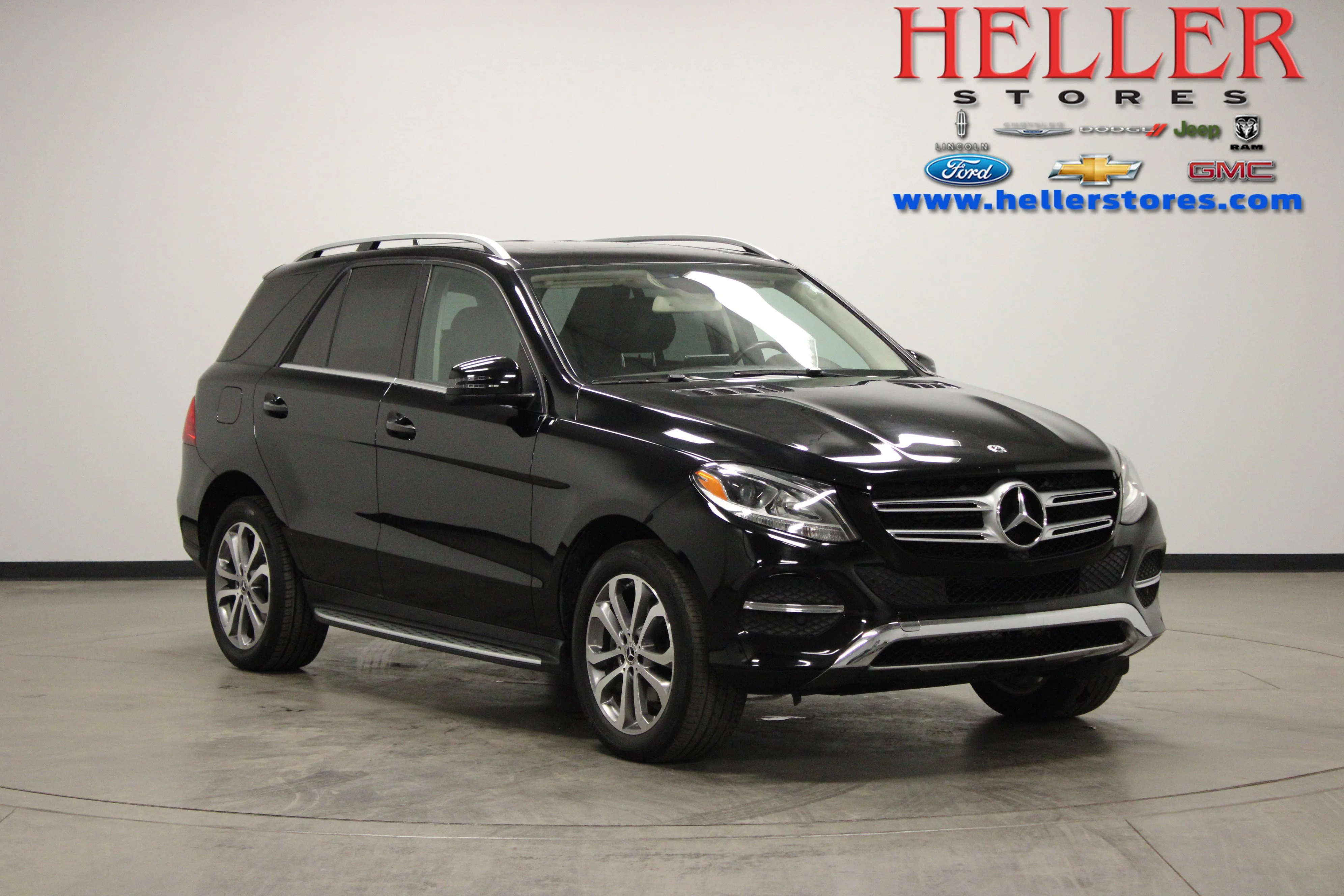 Used 2017 Black Mercedes-Benz GLE 350 image 1