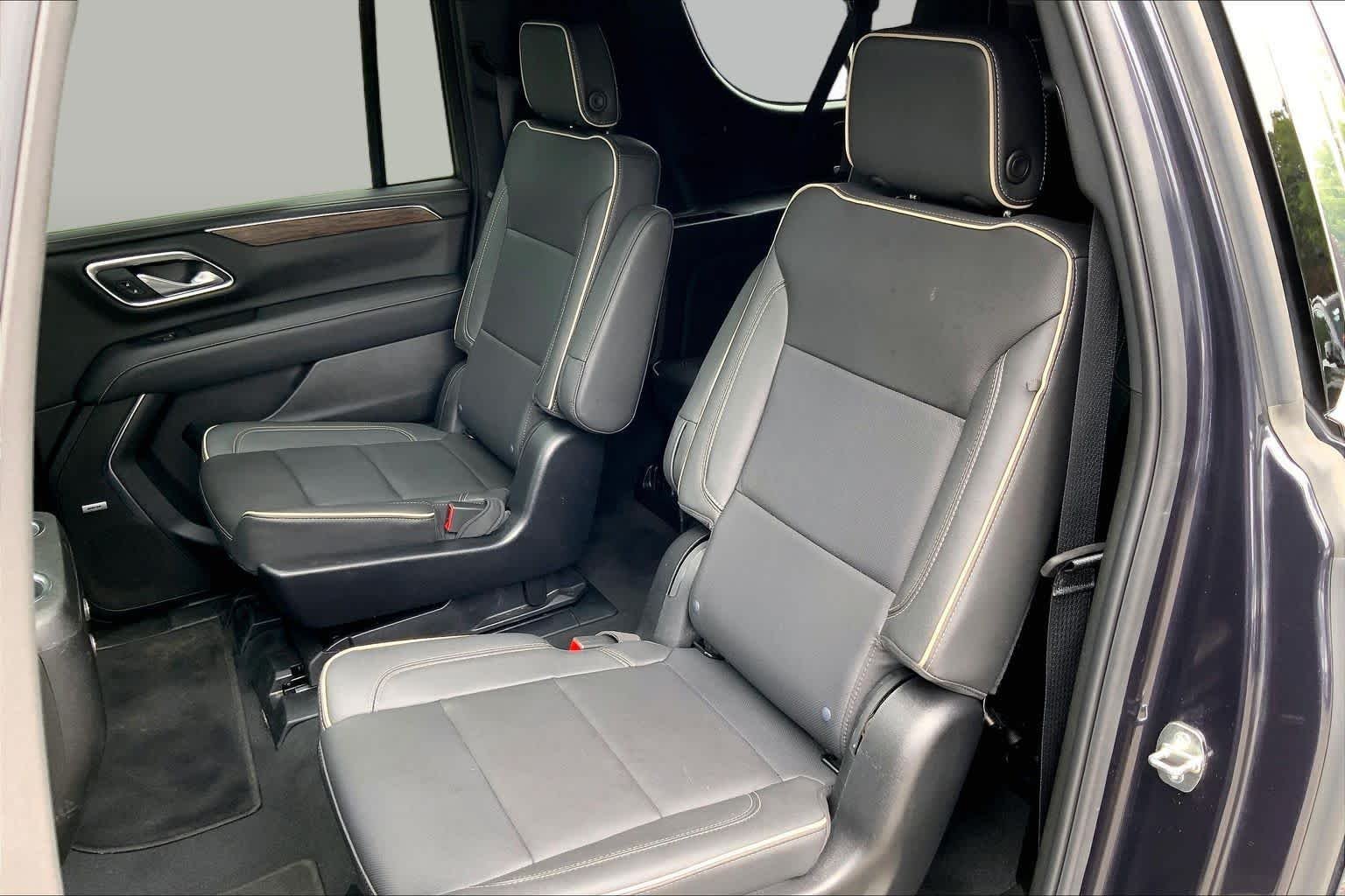 Used 2024 Dark Ash Metallic Chevrolet Premier image 21