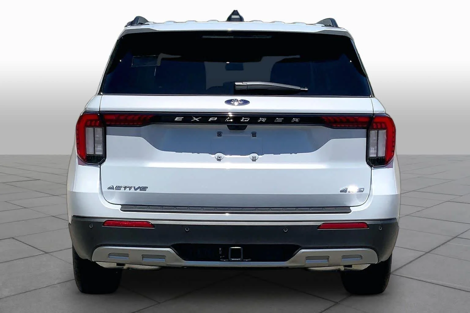New 2026 Space White Metallic Ford Active image 4
