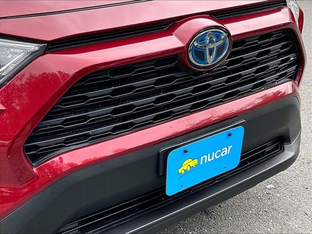 Used 2021 Red Toyota XLE image 30