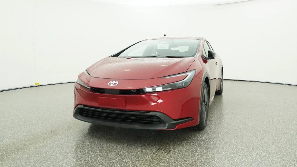 New 2026 Supersonic Red Toyota LE image 21