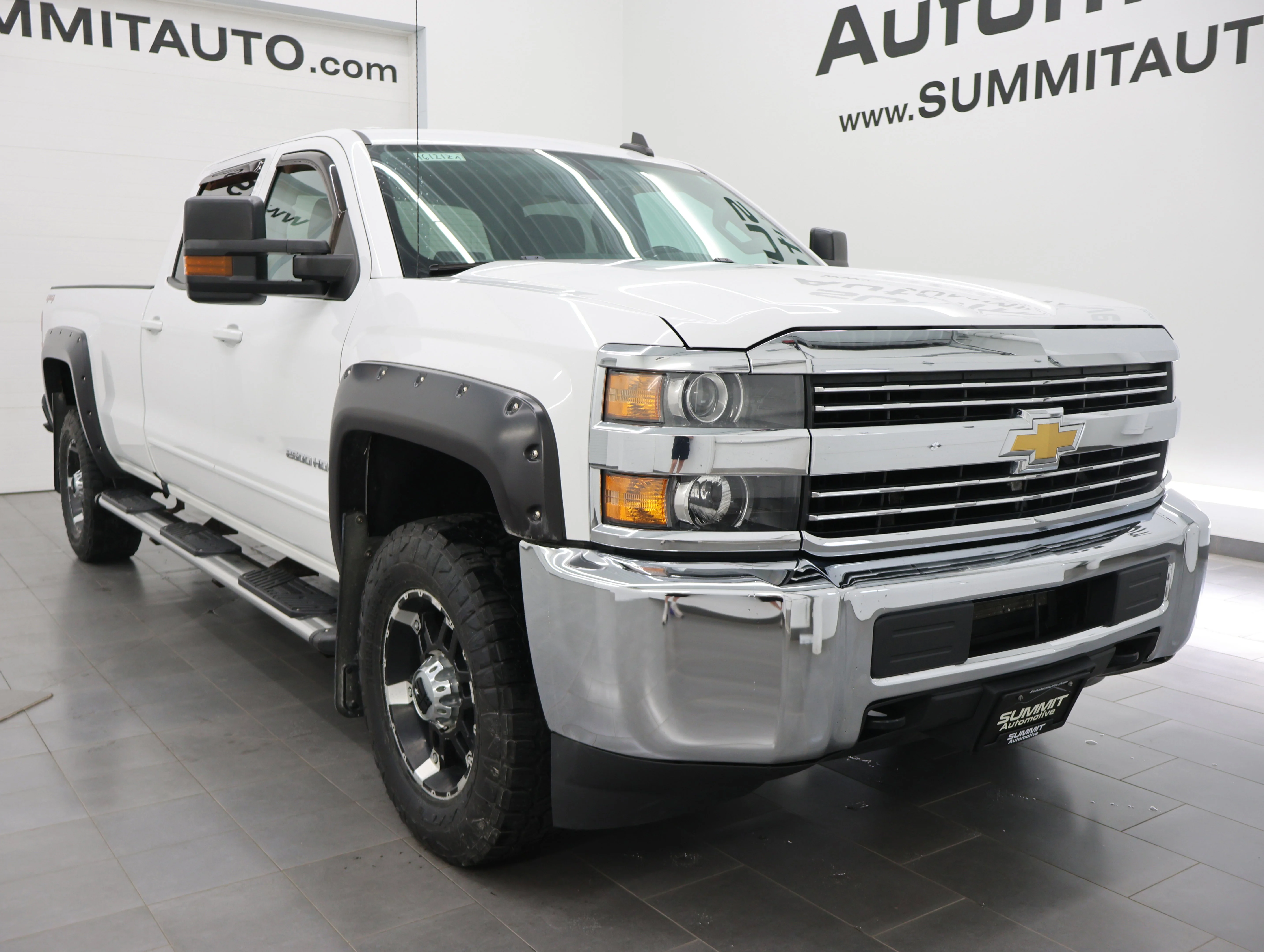 Used 2015 Summit White Chevrolet LT image 2