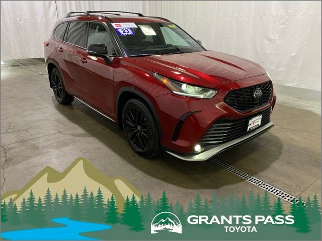 2023 Toyota Highlander XSE AWD's photo