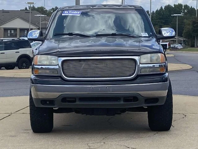 Used 2001 Black GMC SLE image 7