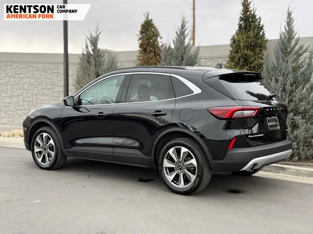 Used 2025 Black Ford Platinum image 5