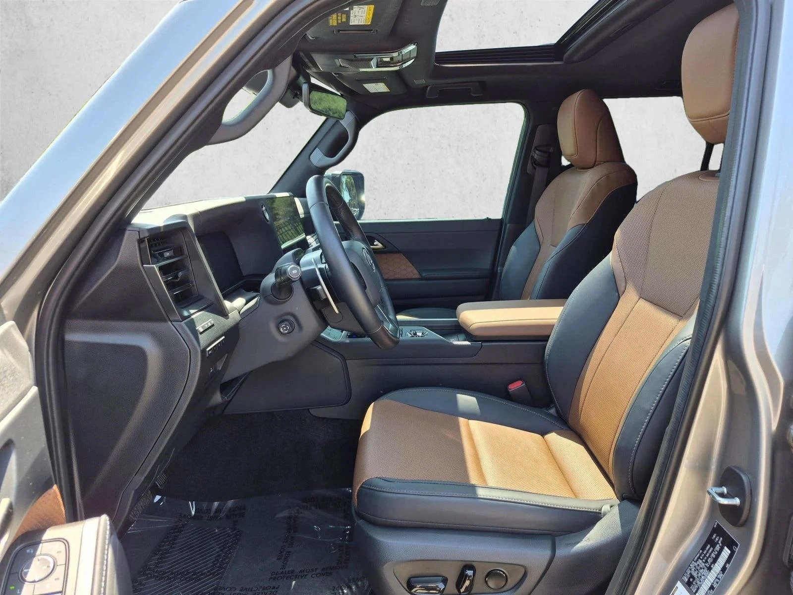 Certified Used 2025 Atomic Silver Lexus PREMIUM PLUS image 11