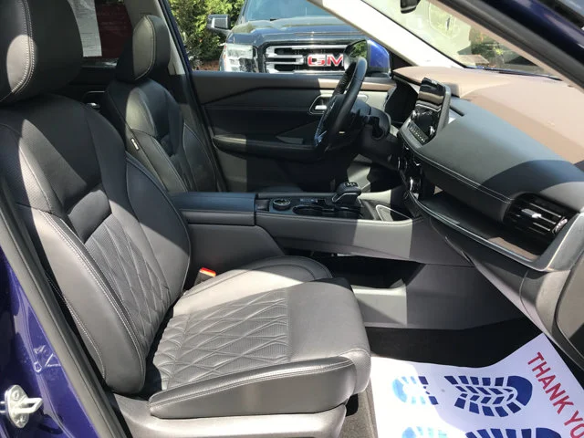 Certified Used 2021 Caspian Blue Metallic Nissan Platinum image 30
