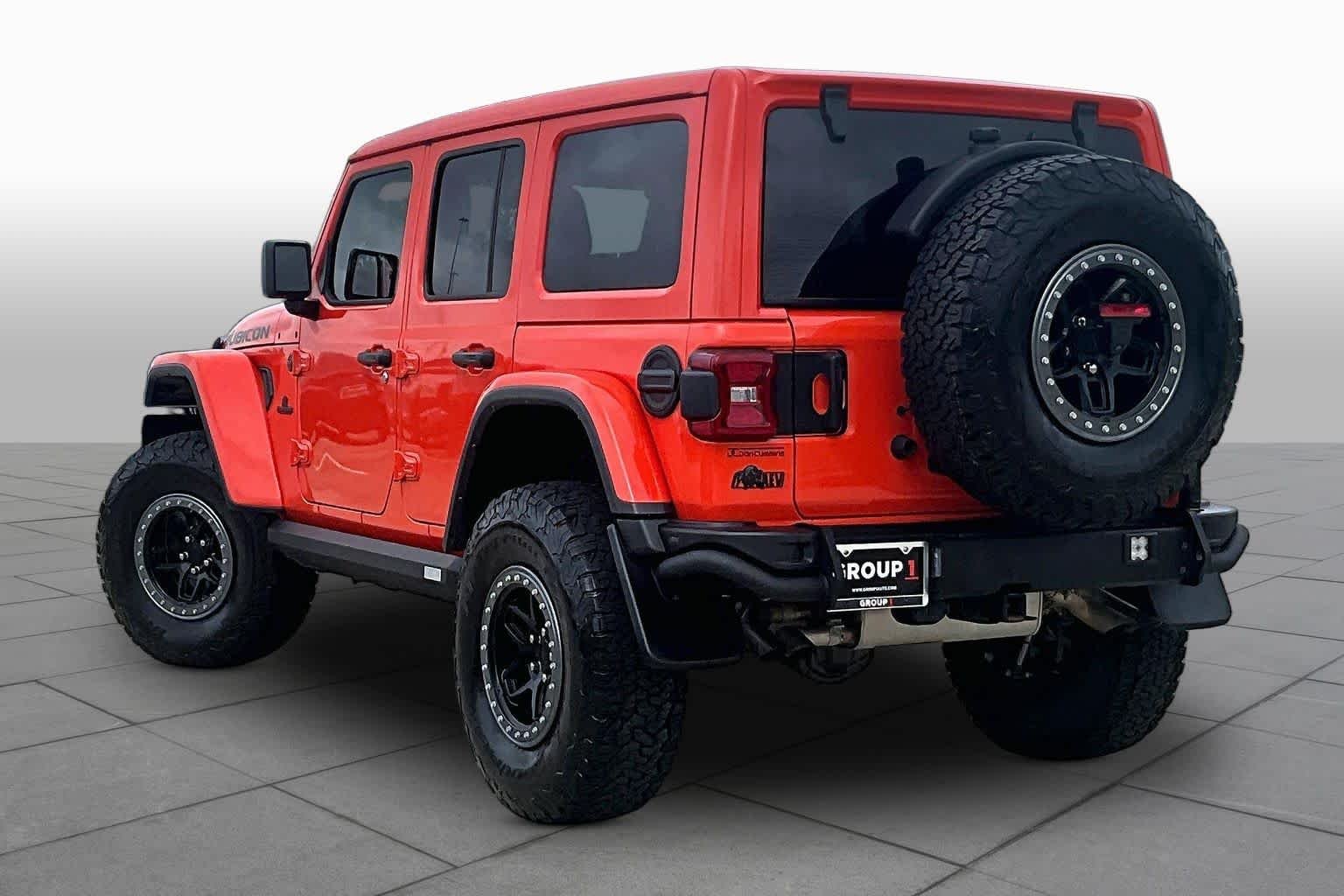 Used 2023 Punkn Metallic Clearcoat Jeep Rubicon 392 image 11