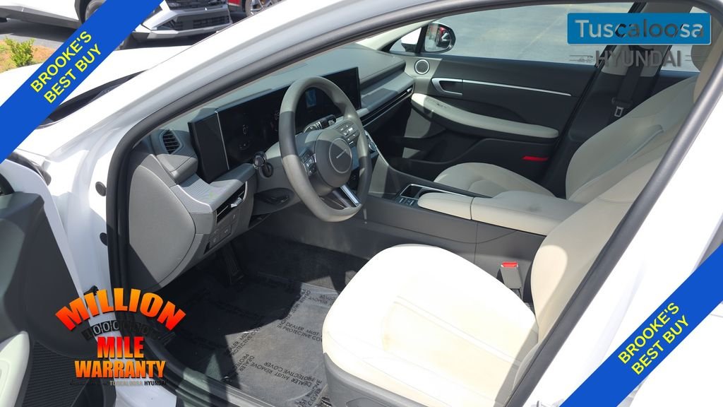 Certified Used 2025 White Hyundai SEL image 23
