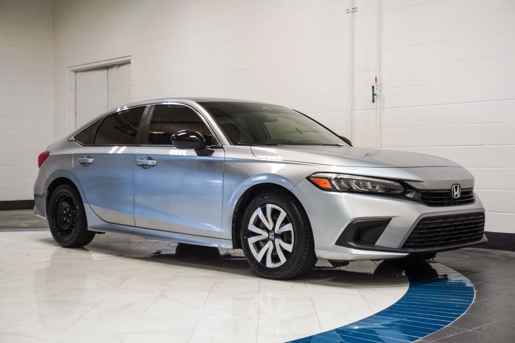 Used 2023 Gray Honda LX image 5