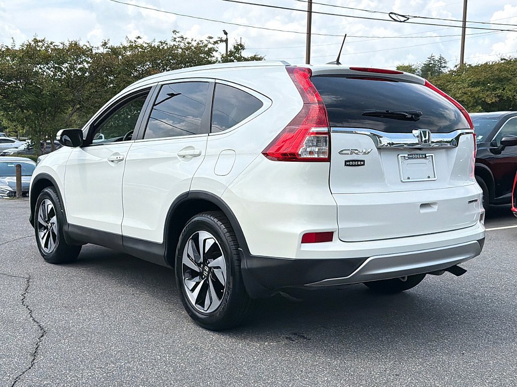 Used 2016 Diamond White Pearl Honda Touring image 5