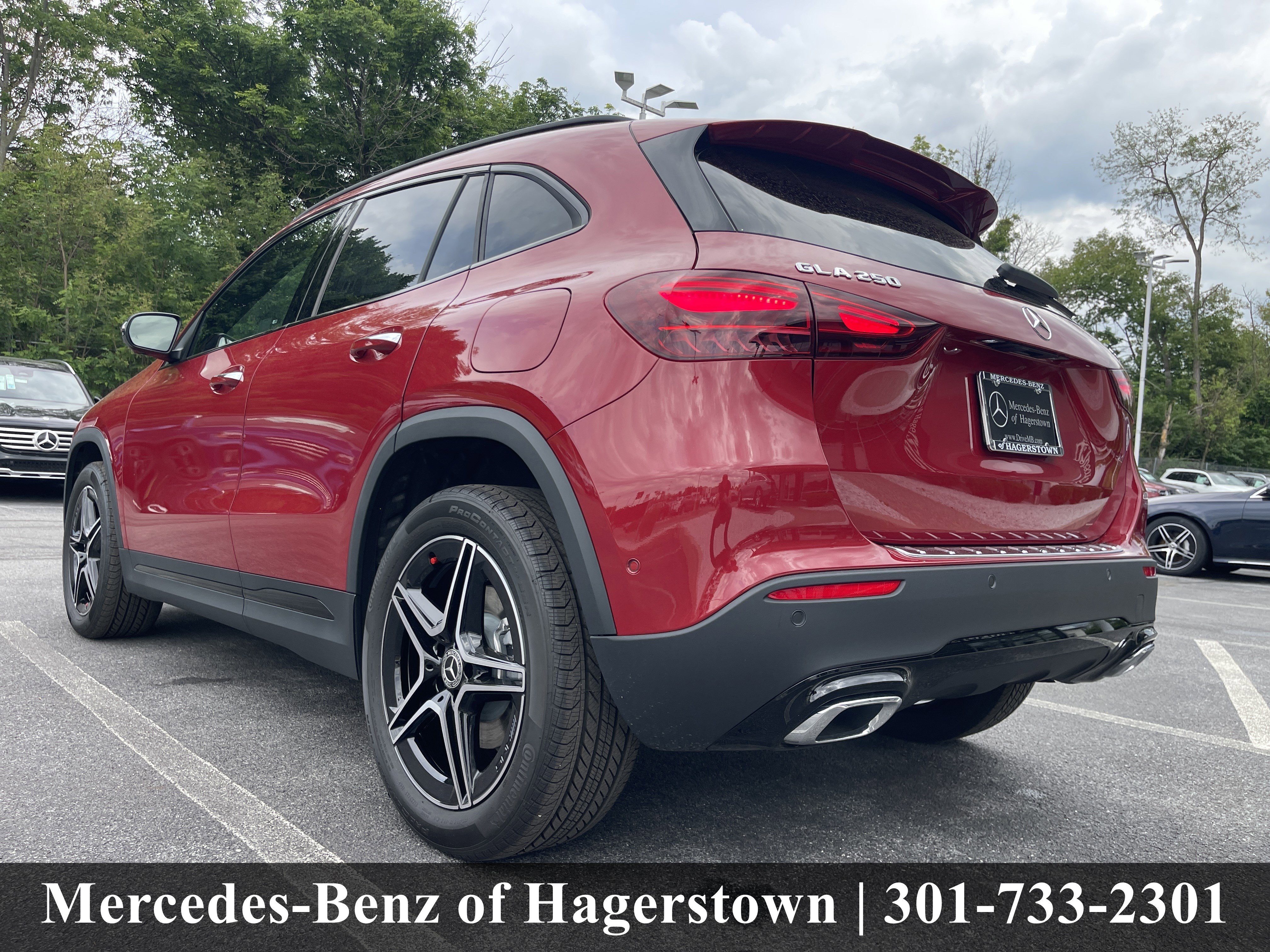 Certified Used 2026 MANUFAKTUR Patagonia Red Metallic Mercedes-Benz GLA 250 4MATIC® SUV image 31