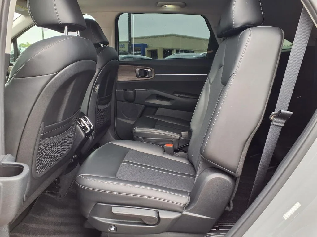 Used 2023 Gray Kia X-Line EX image 5