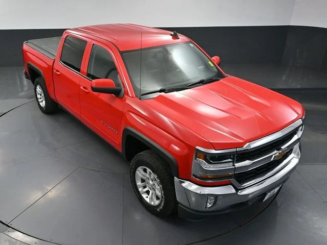 Used 2016 Red Chevrolet LT image 46