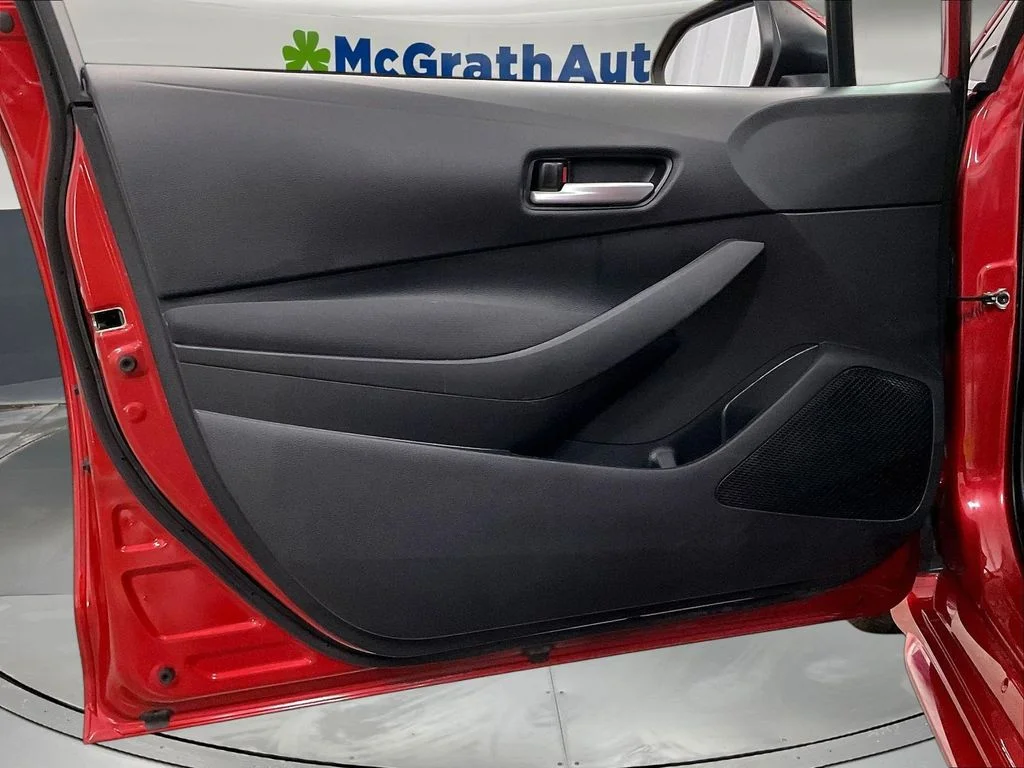 Used 2021 Red Toyota LE image 27