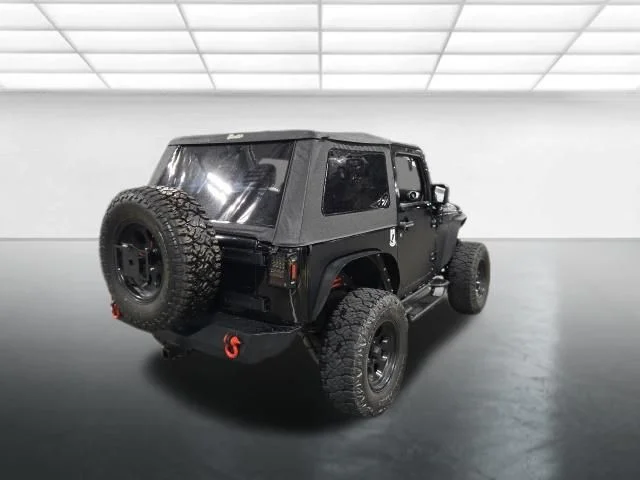 Used 2013 Black Jeep Rubicon image 5