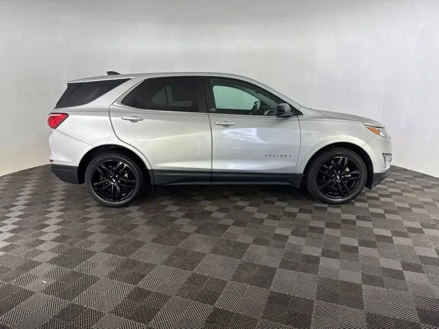 Used 2021 Silver Chevrolet LT image 4
