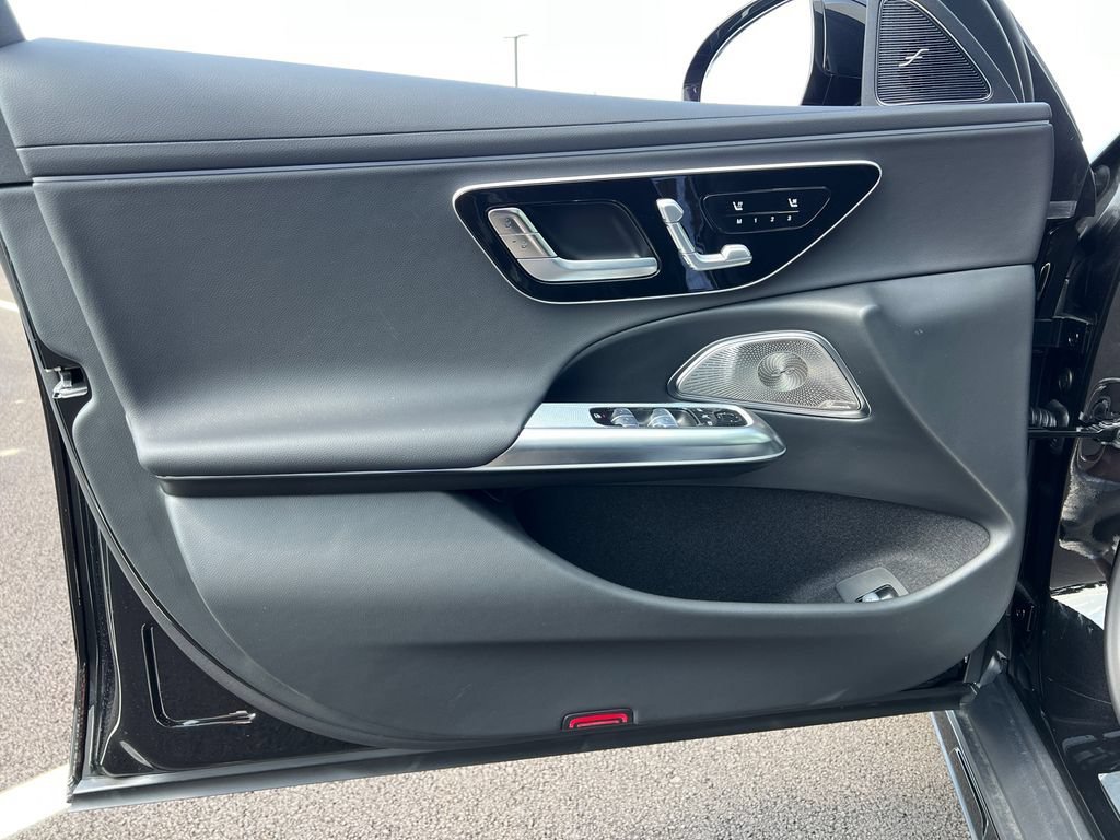 New 2026 Obsidian Black Metallic Mercedes-Benz E 450 image 46