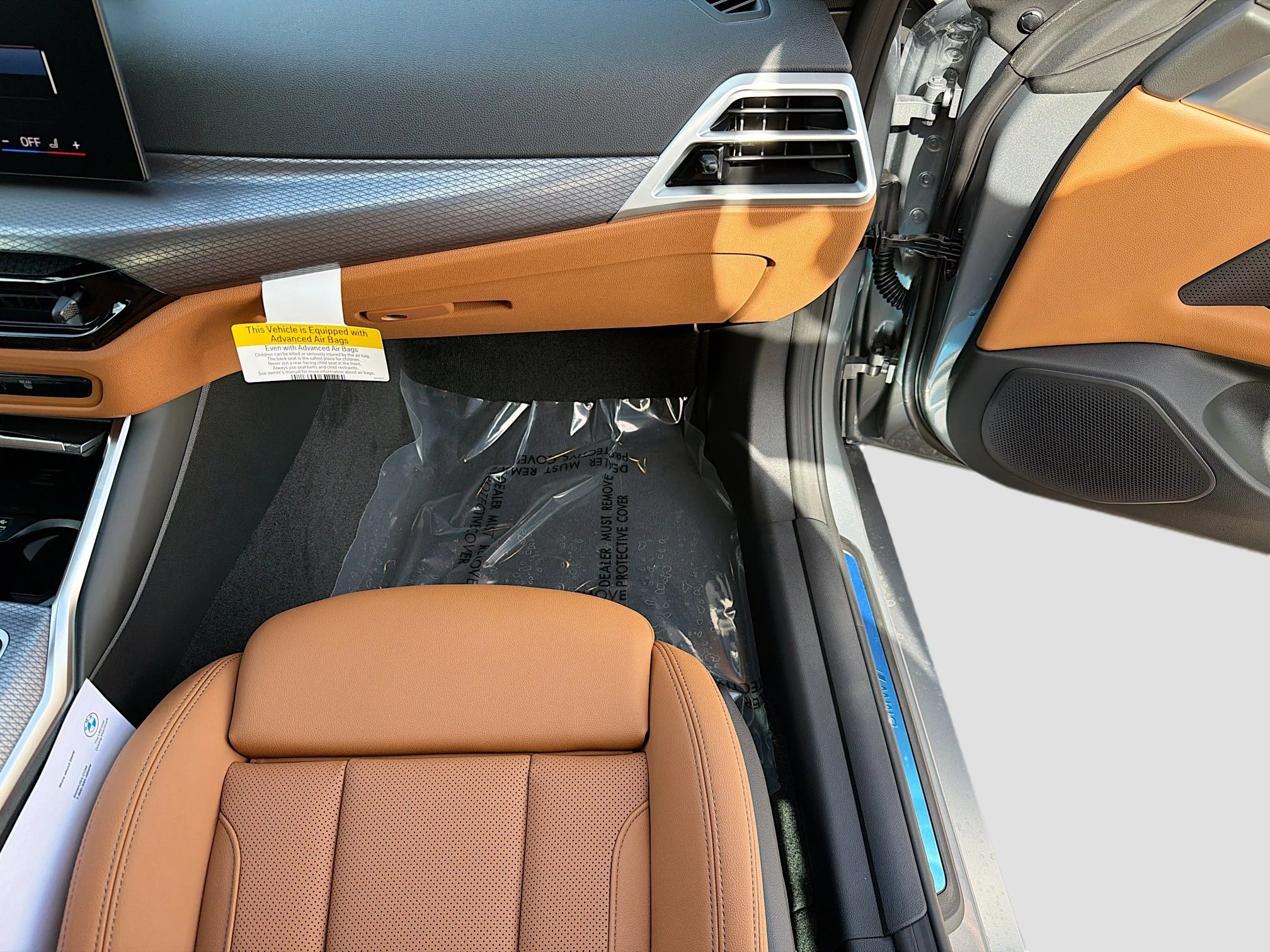 New 2026 Skyscraper Grey Metallic BMW eDrive40 image 17
