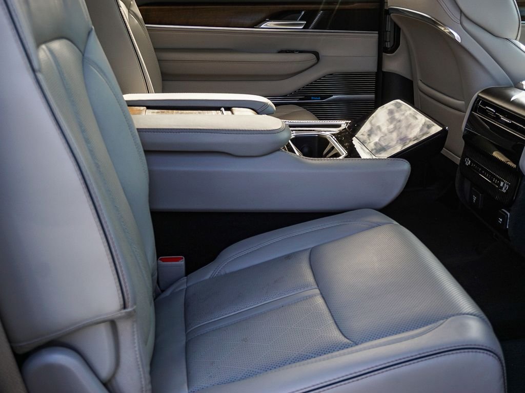 Used 2022 Black Jeep Series II image 13
