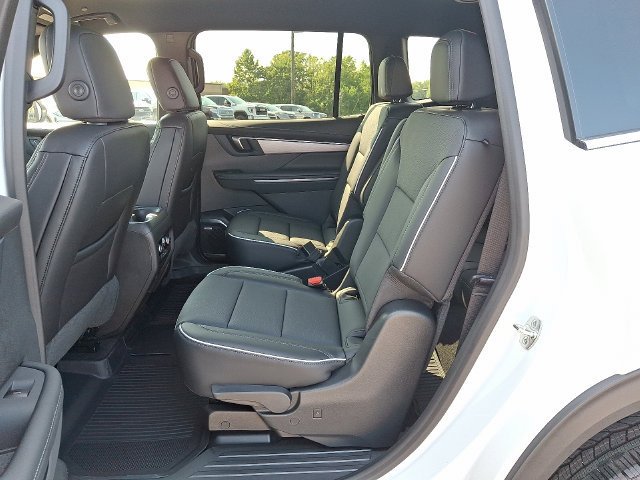 2026 Buick Enclave Preferred - Photo 10