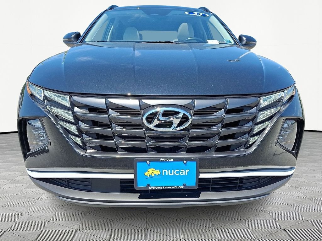Used 2023 Black Hyundai SEL image 2
