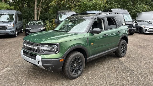 View vehicle photo 2