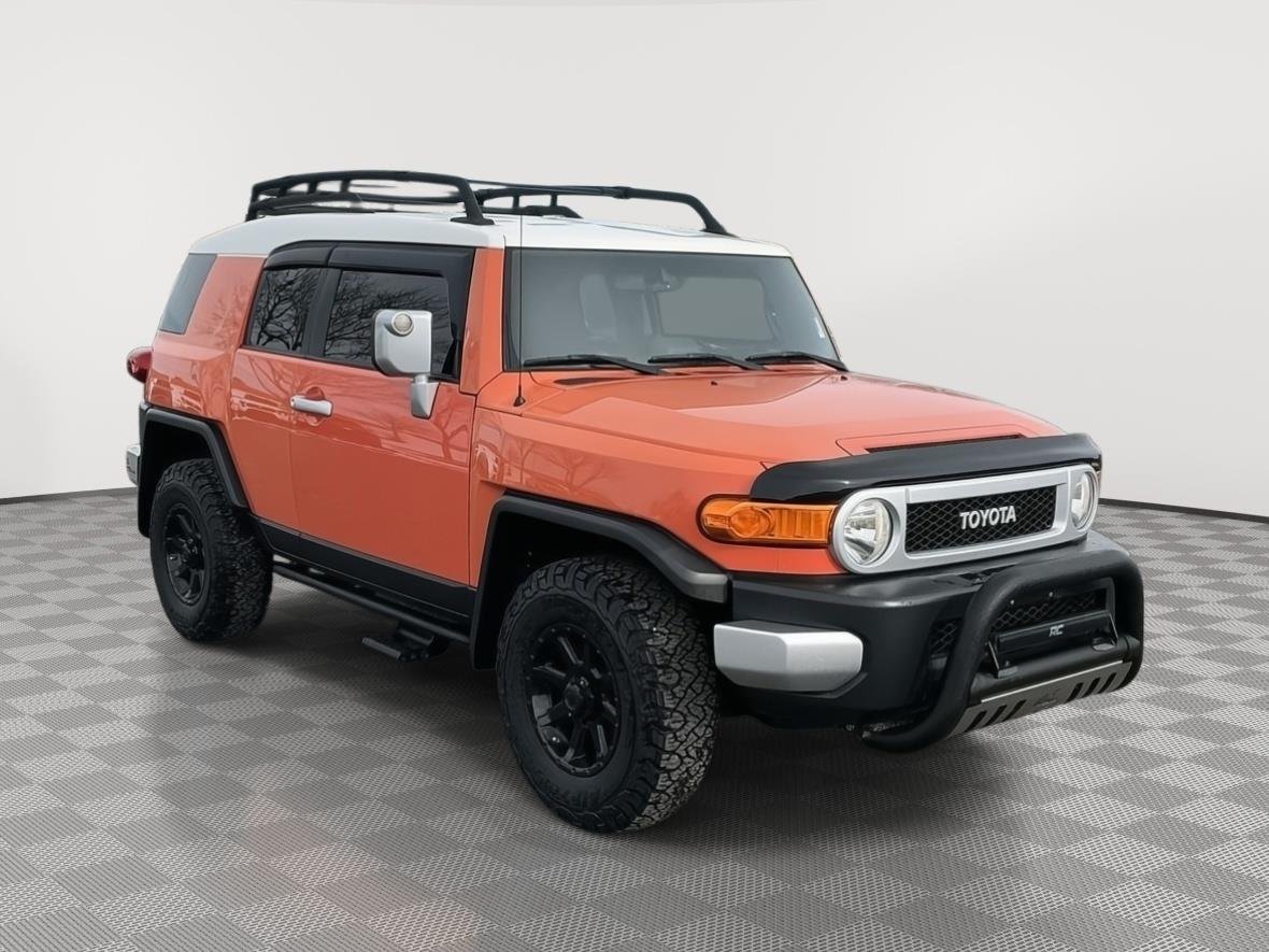 2013 Toyota FJ Cruiser Base