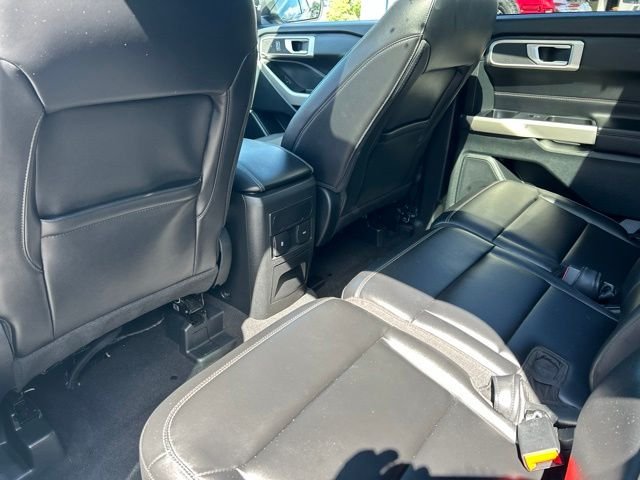 Used 2023 Red Ford XLT image 17